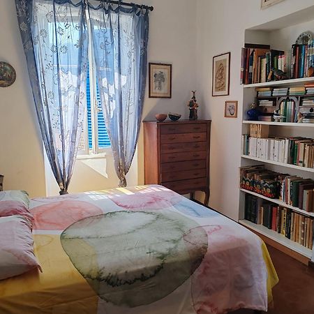 La Casa Di Flora Lägenhet Sanremo Exteriör bild