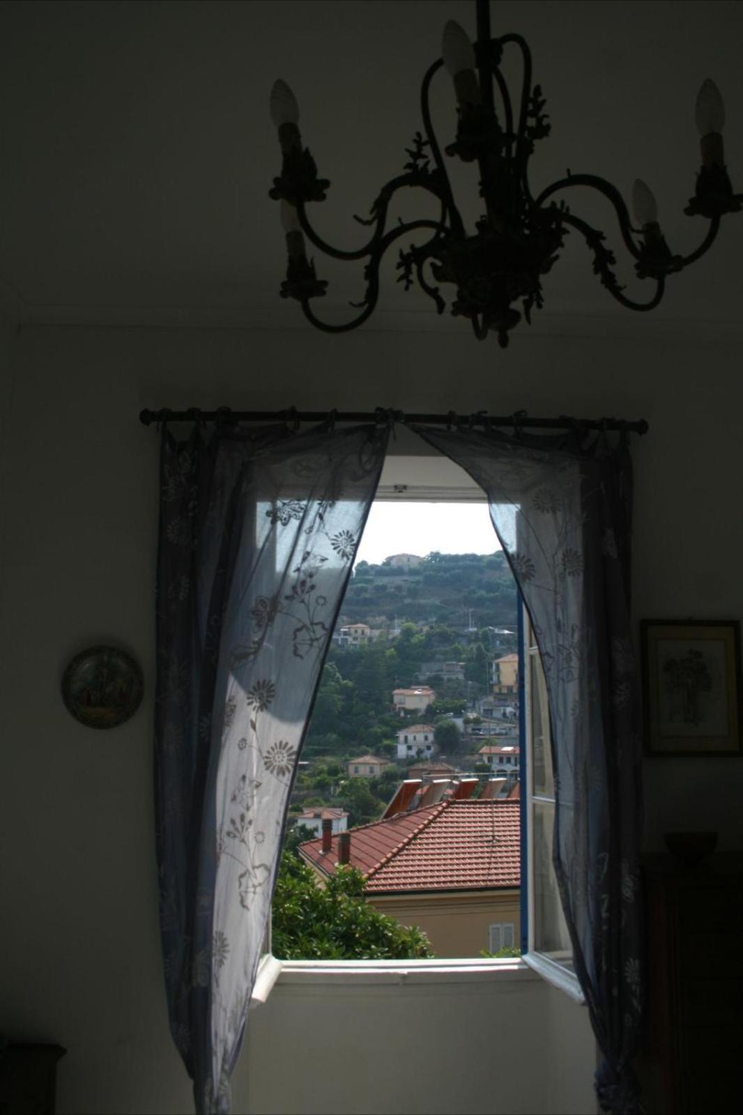 La Casa Di Flora Lägenhet Sanremo Exteriör bild